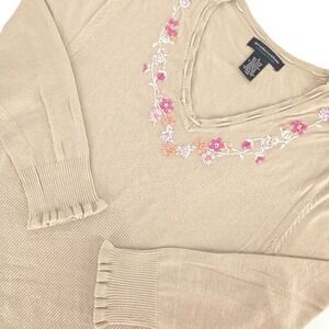 Floral Embroidered V Neck Sweater Women Small Ribbed Knit Cottagecore 3/4 Sleeve